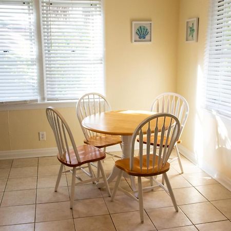 Walk To The Beach! Two Bedroom Unit In The Heart Of Jax Beach Jacksonville Beach Eksteriør billede