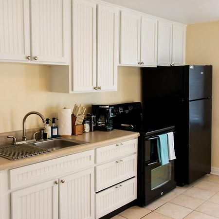 Walk To The Beach! Two Bedroom Unit In The Heart Of Jax Beach Jacksonville Beach Eksteriør billede